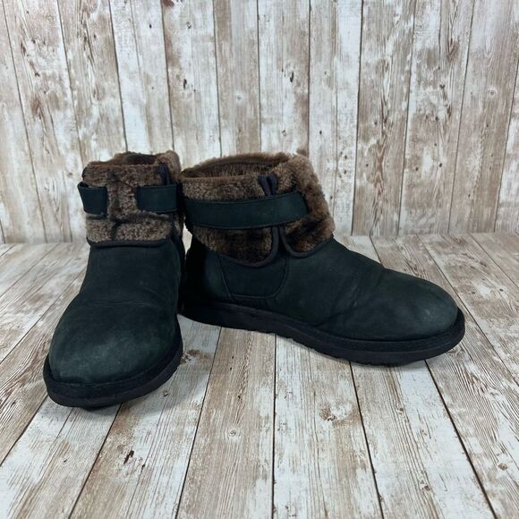 Ugg Jocelin‎ black bootie ankle cut Womens 6 - Picture 6 of 8